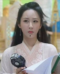 杨紫要拍啥剧最新爆料,神秘角色引期待,精彩剧情即将揭晓 第2张 杨紫要拍啥剧最新爆料,神秘角色引期待,精彩剧情即将揭晓 第2张